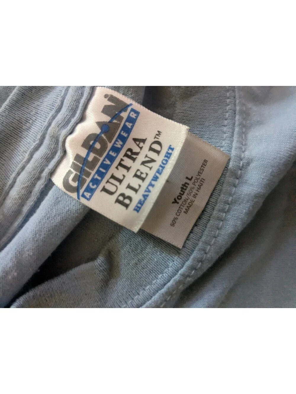 Gildan youth large dinosaur shirt